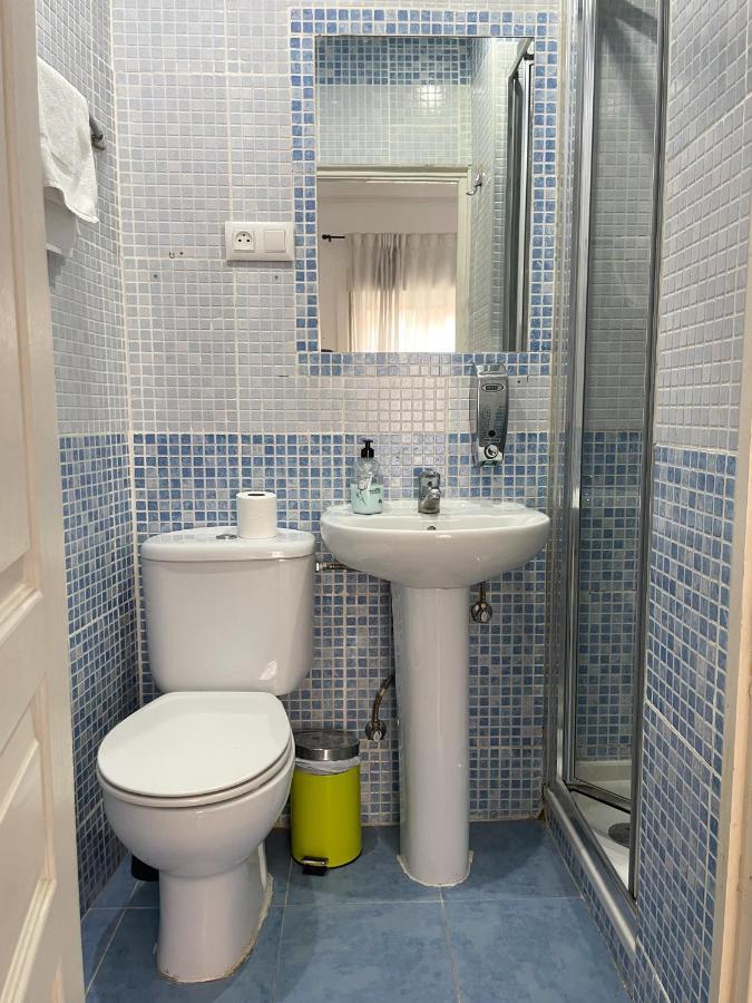 Az The Bridge Hostel - Coliving Zaragoza Eksteriør billede