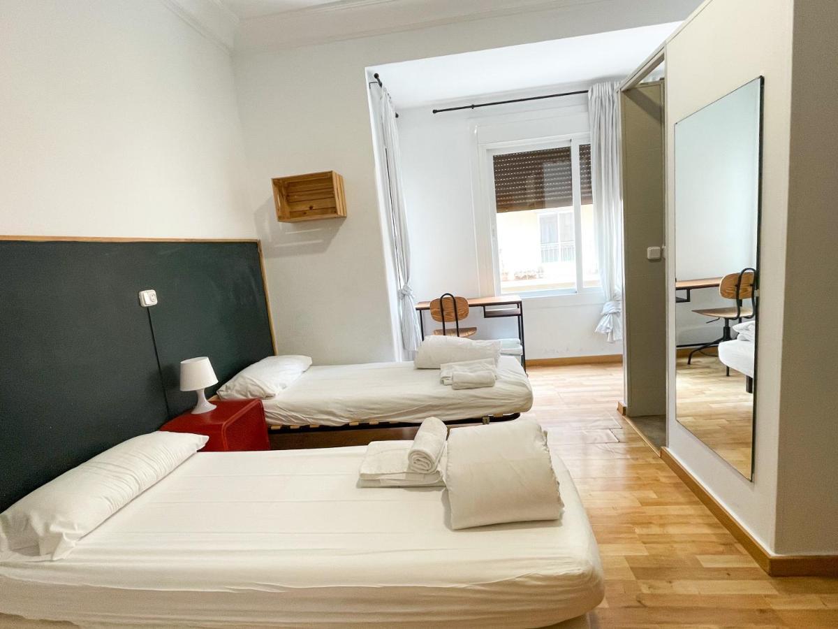 Az The Bridge Hostel - Coliving Zaragoza Eksteriør billede